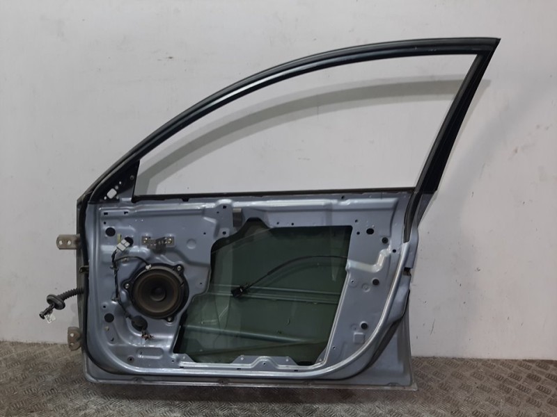 Recambio de puerta delantera derecha para nissan primera berlina (p12) acenta referencia OEM IAM  GRIS 