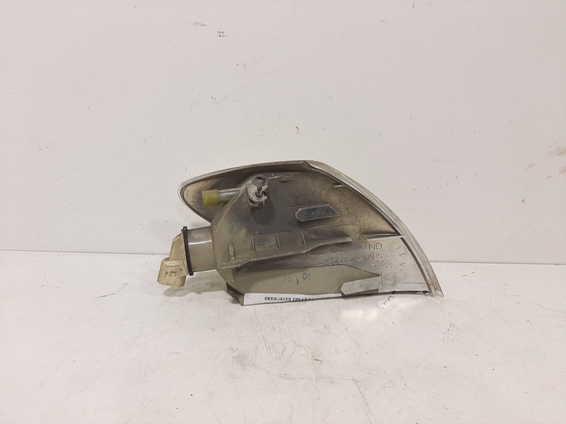 Recambio de piloto delantero izquierdo para renault megane i classic (la0) 1.6e rn referencia OEM IAM 7701040712  