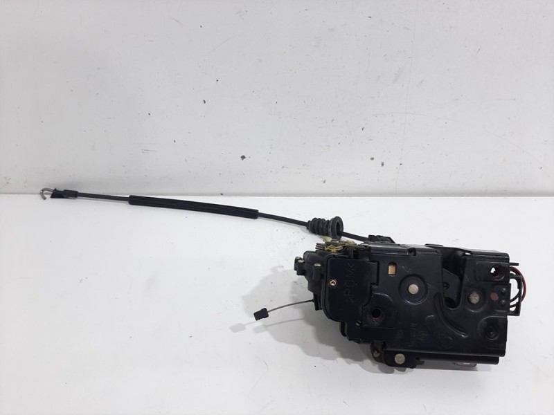 Recambio de cerradura puerta delantera izquierda para volkswagen golf iv berlina (1j1) conceptline referencia OEM IAM C3B1837015