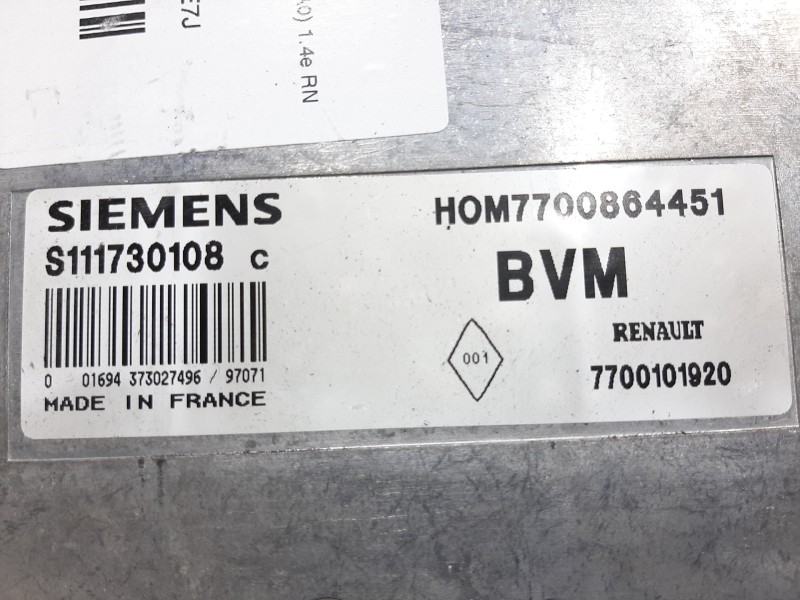Recambio de centralita motor uce para renault megane i classic (la0) 1.4e rn referencia OEM IAM 7700101920 S111730108C 770086445