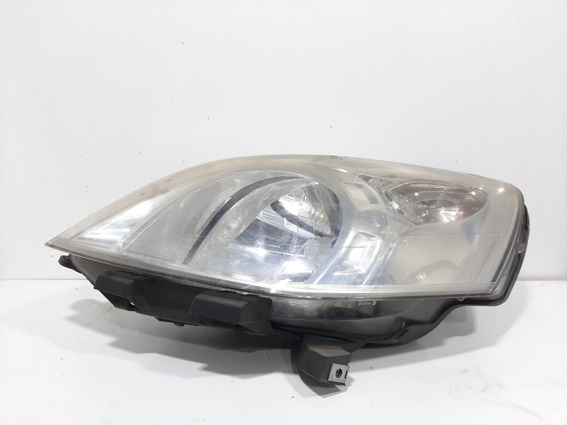 Recambio de faro izquierdo para fiat fiorino básico referencia OEM IAM 0052086842  