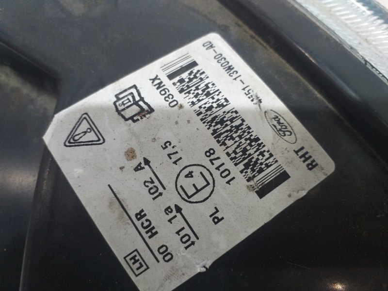 Recambio de faro izquierdo para ford focus berlina (cap) ghia referencia OEM IAM 1480990 4M5113W030 