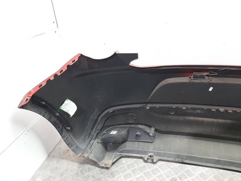 Recambio de paragolpes trasero para alfa romeo mito (145) distinctive referencia OEM IAM 0051909132 ROJO 
