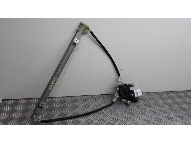 Recambio de elevalunas delantero izquierdo para renault clio ii fase ii (b/cb0) dynamique referencia OEM IAM 113023  