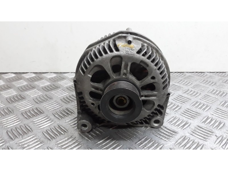 Recambio de alternador para bmw serie 5 berlina (e39) 530i exclusive referencia OEM IAM 61E15  