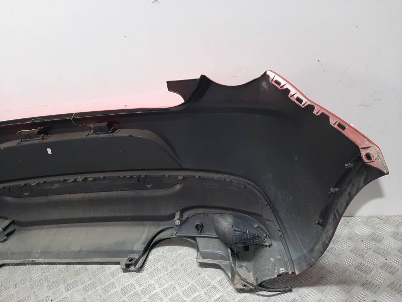 Recambio de paragolpes trasero para alfa romeo mito (145) distinctive referencia OEM IAM 0051909132 ROJO 