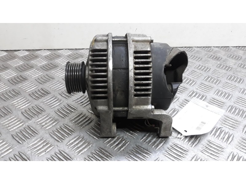 Recambio de alternador para bmw serie 5 berlina (e39) 530i exclusive referencia OEM IAM 61E15  