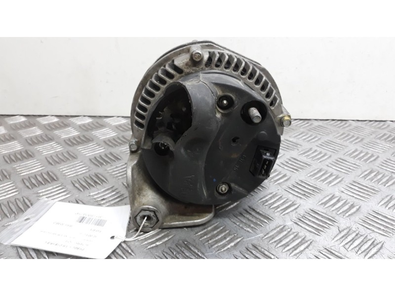 Recambio de alternador para bmw serie 5 berlina (e39) 530i exclusive referencia OEM IAM 61E15  