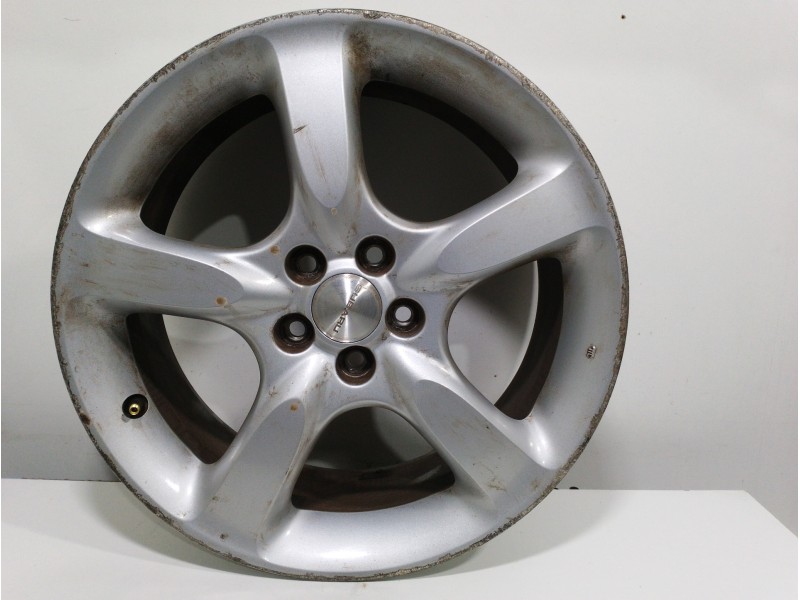 Recambio de llanta para subaru legacy berl. b13 (bl) 2.5 se referencia OEM IAM 28111AG000  
