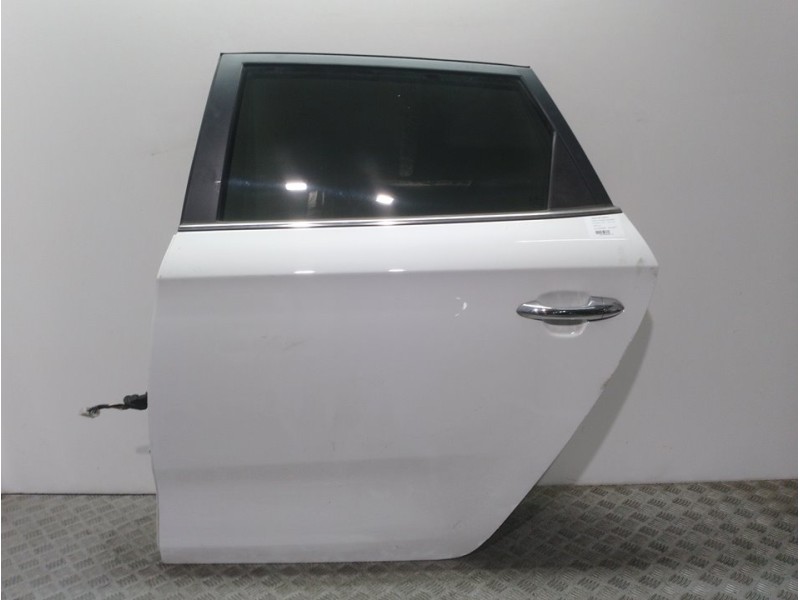Recambio de puerta trasera izquierda para kia carens ( ) drive referencia OEM IAM 77003A4000 BLANCO 