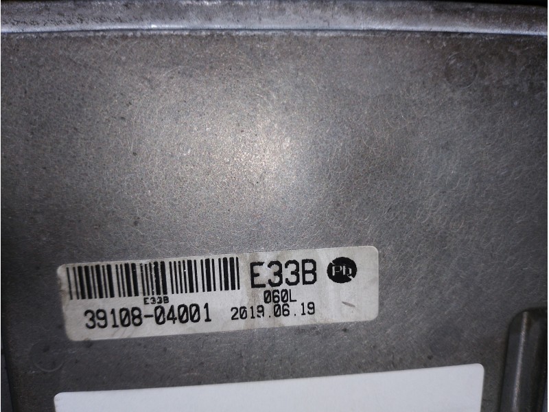 Recambio de centralita motor uce para hyundai kona essence 2wd referencia OEM IAM 3910804001  