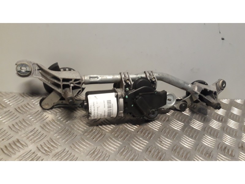 Recambio de motor limpia delantero para nissan juke (f15) acenta referencia OEM IAM 288001KA0C  