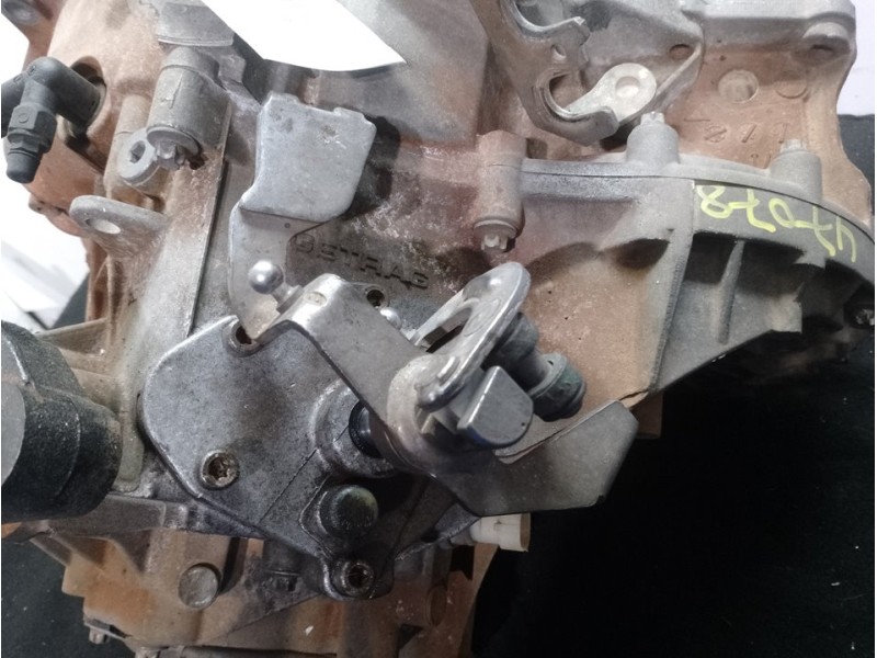 Recambio de caja cambios para opel vectra b berlina básico referencia OEM IAM F23  