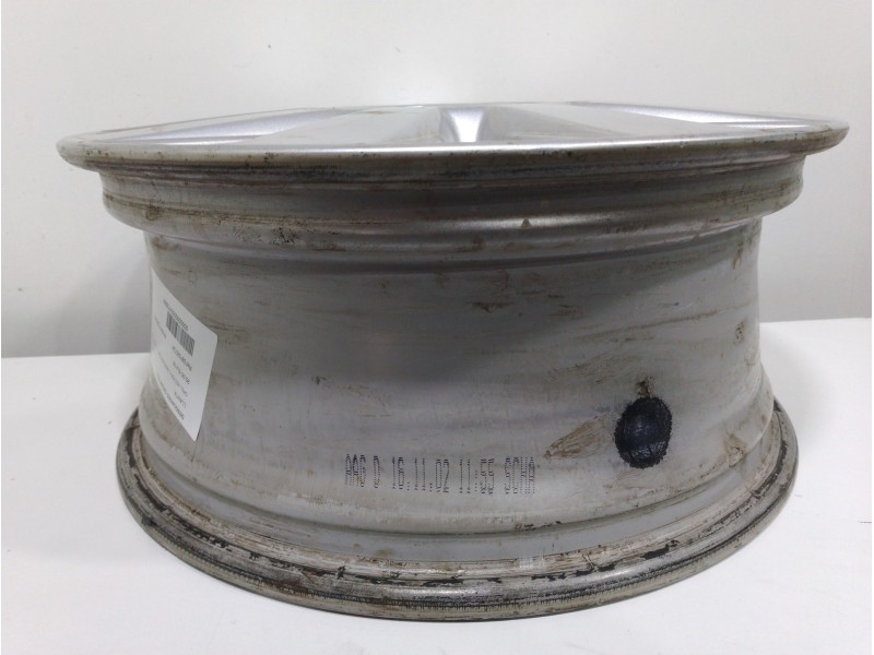 Recambio de llanta para opel vectra c berlina club referencia OEM IAM 09156734  
