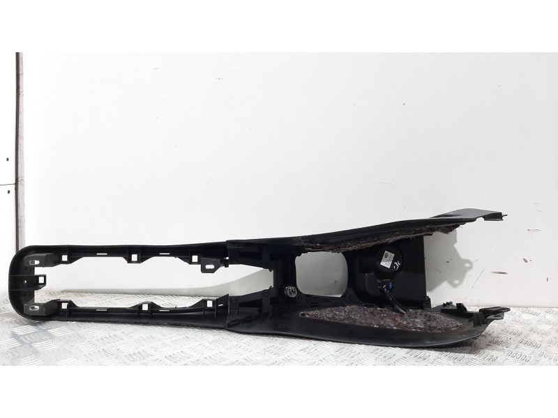 Recambio de apoyabrazos central para fiat punto (199) easy referencia OEM IAM   