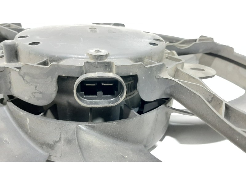 Recambio de electroventilador para renault scenic iii grand dynamique referencia OEM IAM 214810898R  