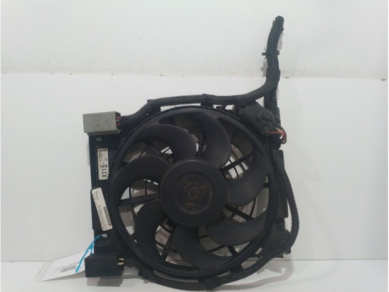 Recambio de electroventilador radiador aire acondicionado para opel astra gtc cosmo referencia OEM IAM  3135103605 13147279