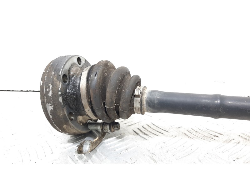 Recambio de transmision trasera izquierda para bmw serie 1 berlina (e81/e87) 120d referencia OEM IAM   