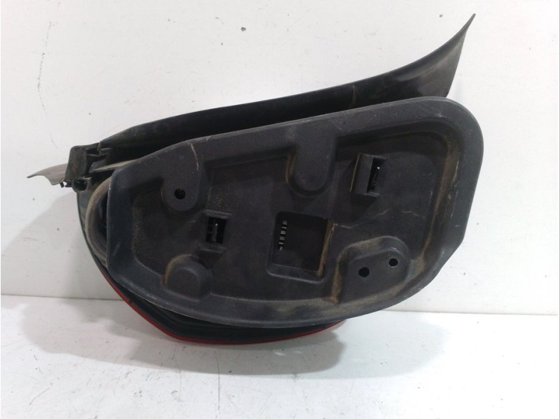 Recambio de piloto trasero derecho para citroën c5 berlina 2.0 hdi magic referencia OEM IAM 6351S2  