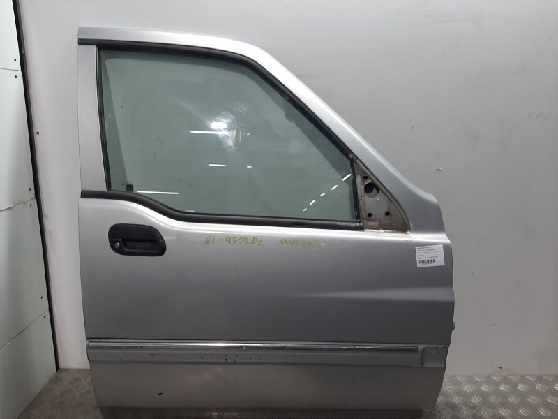 Recambio de puerta delantera derecha para ssangyong musso 2.3 tdi referencia OEM IAM  GRIS 
