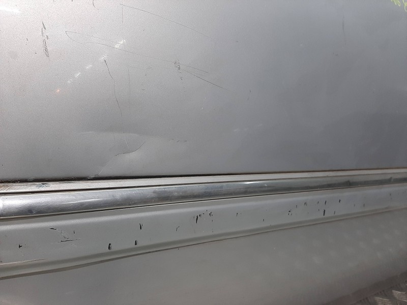 Recambio de puerta delantera derecha para ssangyong musso 2.3 tdi referencia OEM IAM  GRIS 