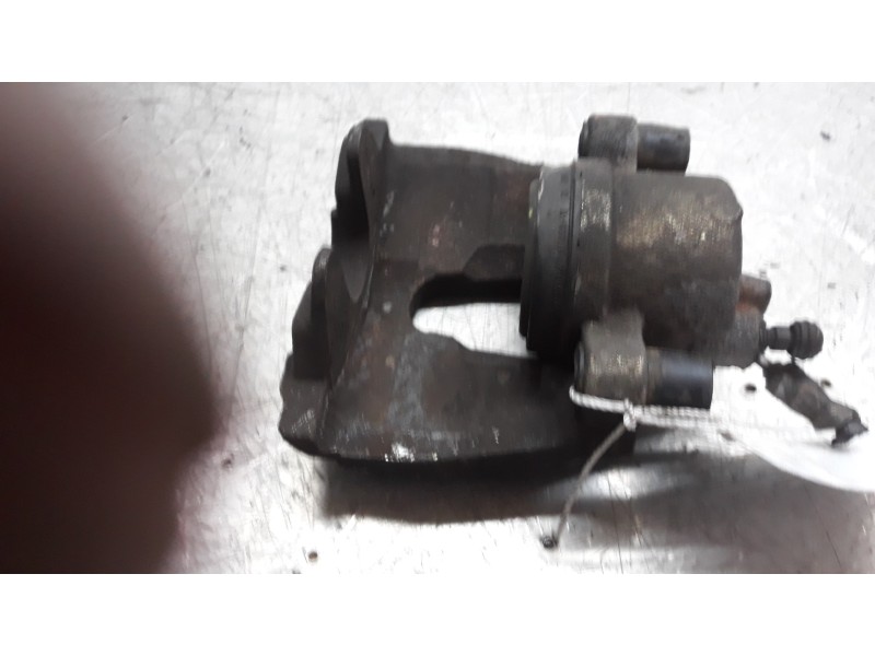 Recambio de pinza freno delantera derecha para mazda 3 berlina (bk) 1.6 vvt active referencia OEM IAM   