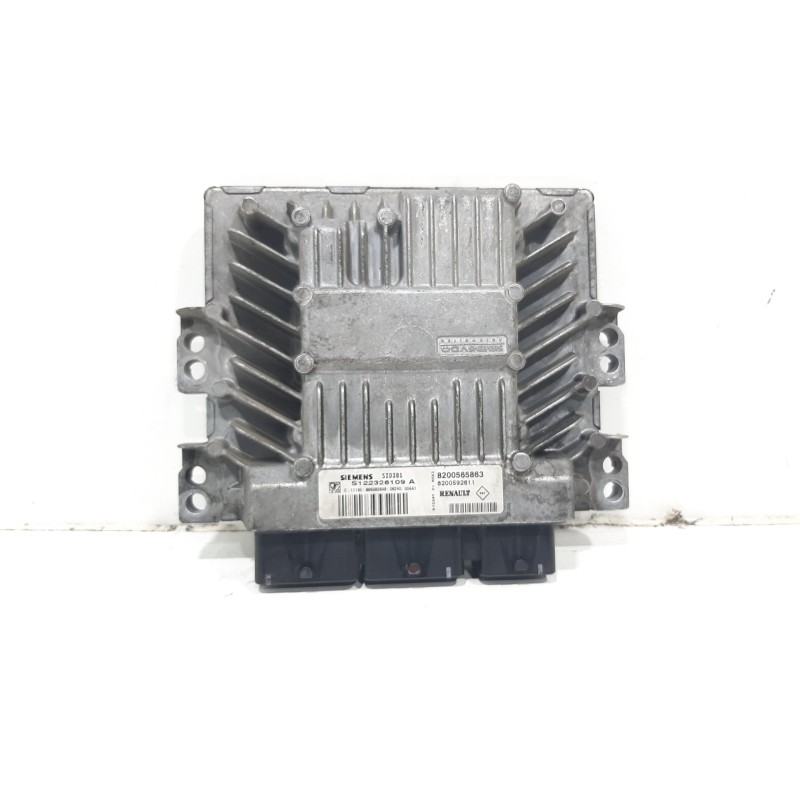 Recambio de centralita motor uce para renault megane ii berlina 5p authentique referencia OEM IAM   