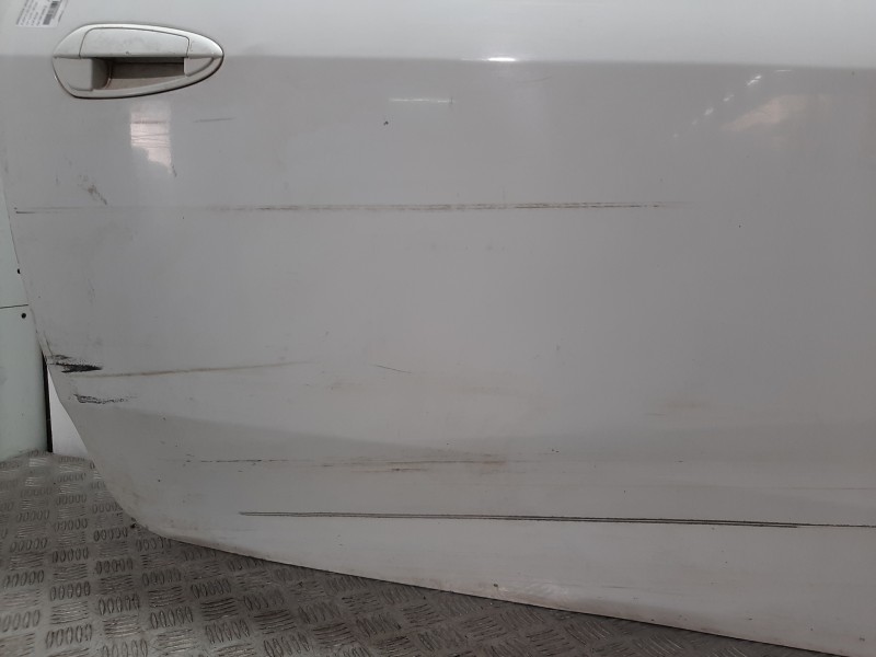 Recambio de puerta delantera derecha para fiat punto (199) easy referencia OEM IAM 0051846216 BLANCO 