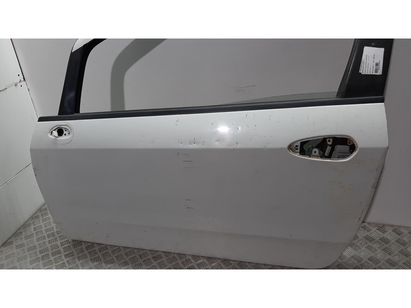 Recambio de puerta delantera izquierda para fiat punto (199) easy referencia OEM IAM 0051846217  