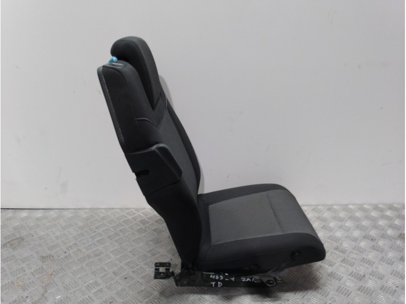 Recambio de asiento trasero derecho para opel zafira b cosmo referencia OEM IAM  TERCERA FILA 