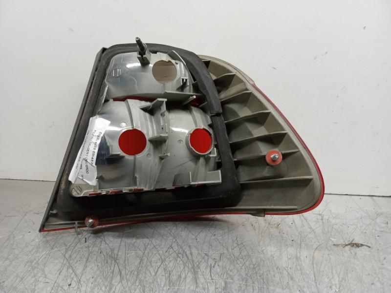 Recambio de piloto trasero izquierdo para bmw serie 3 berlina (e46) 330d referencia OEM IAM 63216946533  