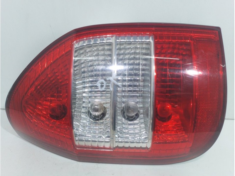 Recambio de piloto trasero izquierdo para opel zafira a elegance referencia OEM IAM    Recambio de piloto trasero izquierdo para opel zafira a elegance referencia OEM IAM