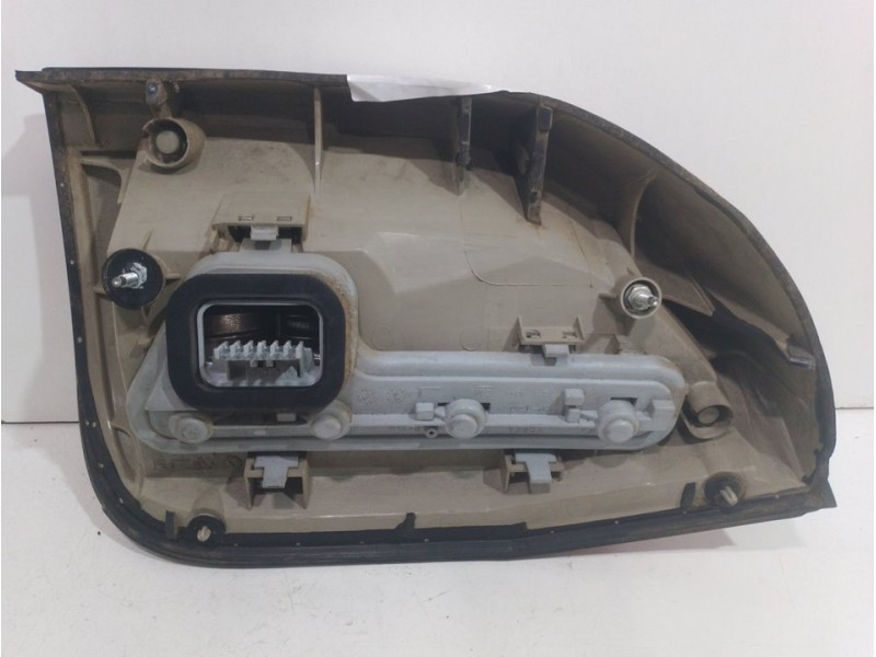 Recambio de piloto trasero izquierdo para opel zafira a elegance referencia OEM IAM    Recambio de piloto trasero izquierdo para opel zafira a elegance referencia OEM IAM