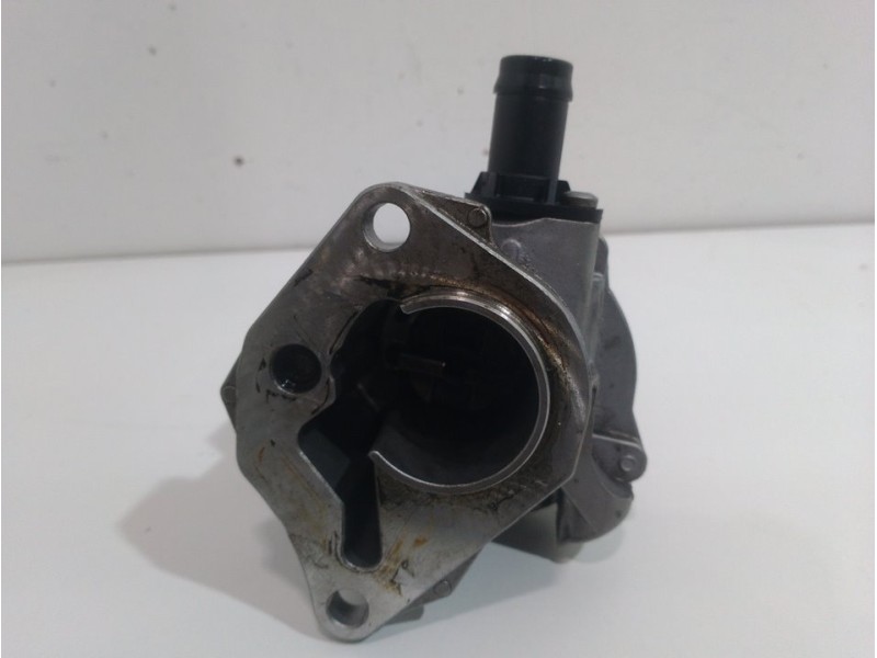 Recambio de depresor freno / bomba vacio para nissan tiida (c11x/sc11x) acenta referencia OEM IAM 8200577807  