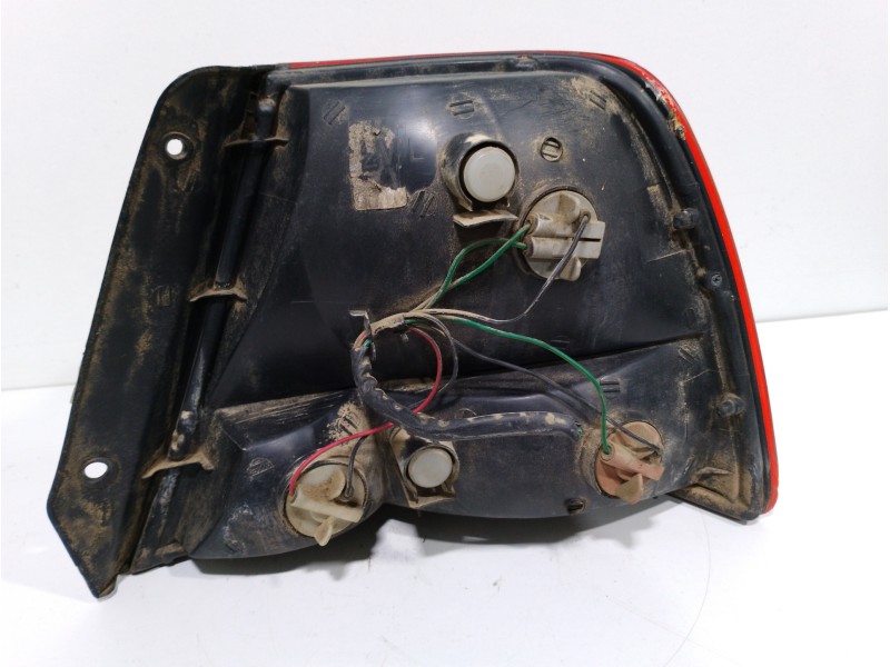 Recambio de piloto trasero izquierdo para hyundai accent (lc) gl 4p referencia OEM IAM 9241125700   Recambio de piloto trasero izquierdo para hyundai accent (lc) gl 4p referencia OEM IAM 9241125700