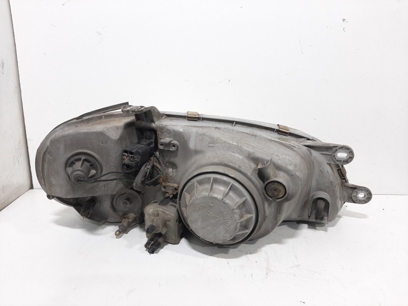 Recambio de faro izquierdo para kia carnival td ls referencia OEM IAM    Recambio de faro izquierdo para kia carnival td ls referencia OEM IAM