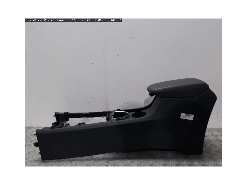 Recambio de apoyabrazos central para hyundai ioniq referencia OEM IAM 84616G200T9Y  