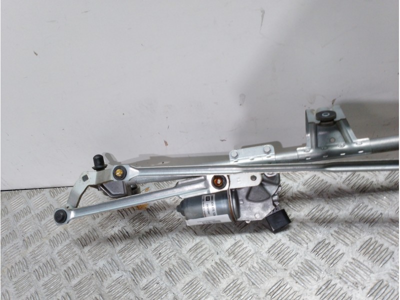 Recambio de motor limpia delantero para opel zafira b cosmo referencia OEM IAM 13145557  4 PINES