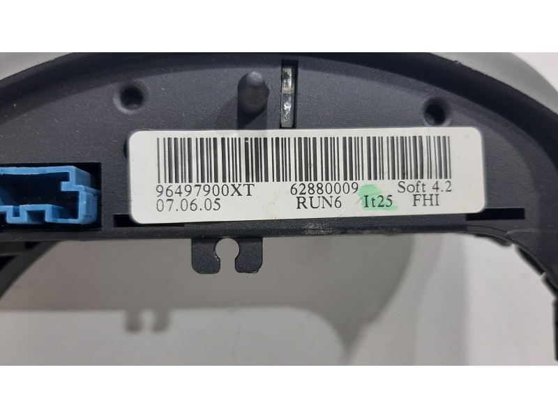 Recambio de mando volante para citroën c4 coupe vtr referencia OEM IAM 96497900XT  
