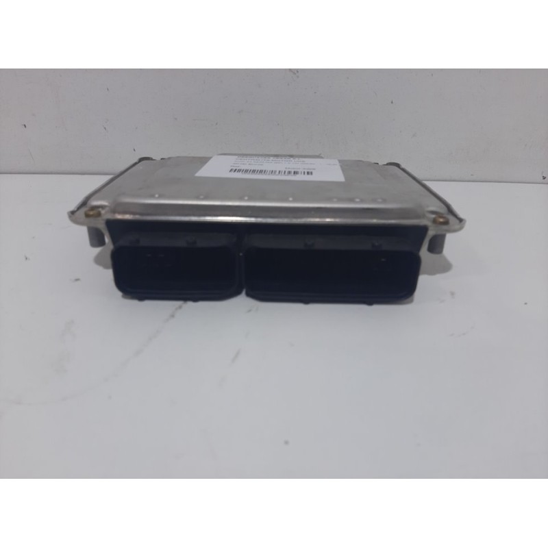 Recambio de centralita motor uce para audi a4 berlina (8e) 1.9 tdi (96kw) referencia OEM IAM 038906019 BOSCH 