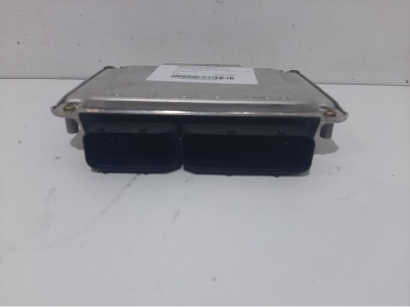 Recambio de centralita motor uce para audi a4 berlina (8e) 1.9 tdi (96kw) referencia OEM IAM 038906019 BOSCH 