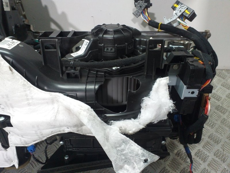 Recambio de calefaccion entera normal para hyundai ioniq referencia OEM IAM 97100G2210  