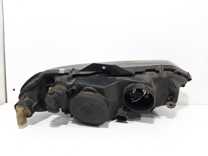Recambio de faro izquierdo para renault laguna (b56) 1.8 16v rt referencia OEM IAM 7701047879  