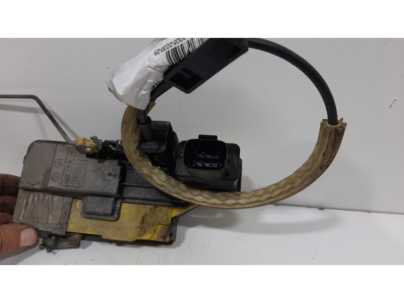 Recambio de cerradura puerta trasera derecha para volvo s60 berlina 2.4 d referencia OEM IAM  6 PINES 