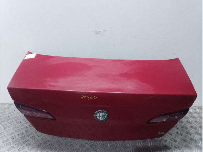 Recambio de tapa maletero para alfa romeo 159 (140) 1.9 jtdm 16v / selective referencia OEM IAM  ROJO 