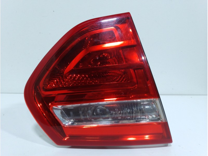 Recambio de piloto porton trasero izquierdo para citroën c4 picasso lx plus referencia OEM IAM 9653547777  