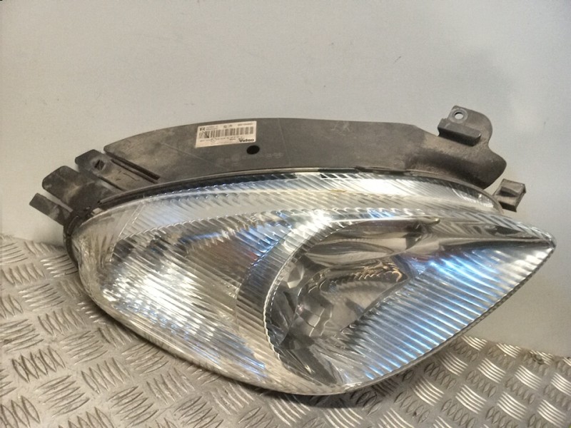 Recambio de faro derecho para citroën xsara picasso 1.8 16v referencia OEM IAM 6205W0  