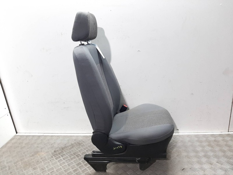 Recambio de asiento delantero derecho para tata indigo marina referencia OEM IAM   