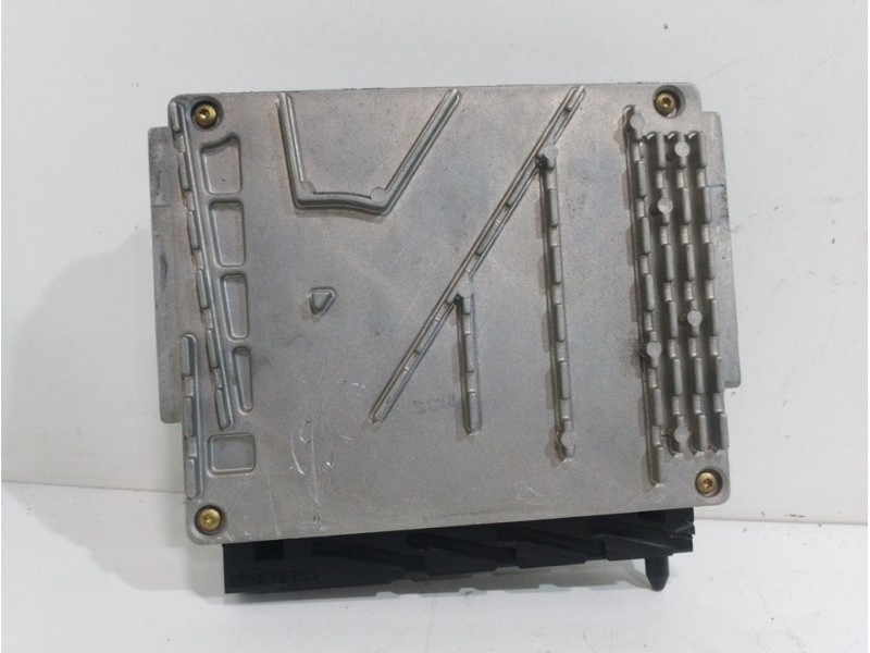 Recambio de centralita motor uce para volvo s60 berlina 2.4 d referencia OEM IAM 0281010319 08677708 