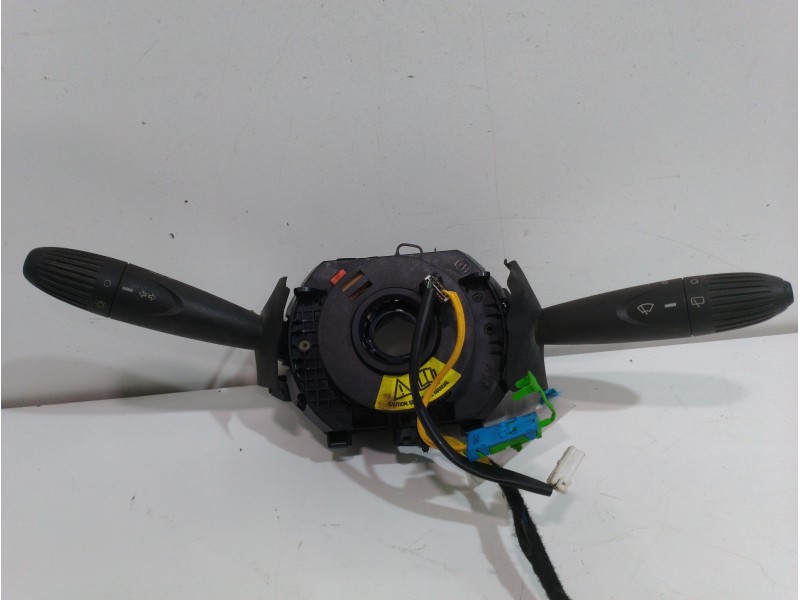 Recambio de mando multifuncion para fiat punto berlina (188) 1.2 8v active referencia OEM IAM 735381039  